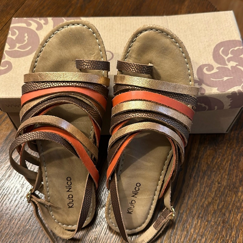 KLUB NICO leather sandals size 6 coral/metallic bronze sandals Anthropologie